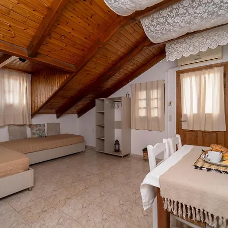 Georgia's * Tsilivi (Zakynthos)